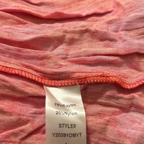 Hot Pink Ikat Kenzo Dress
POMANDER PLACE - Picture 9 of 12